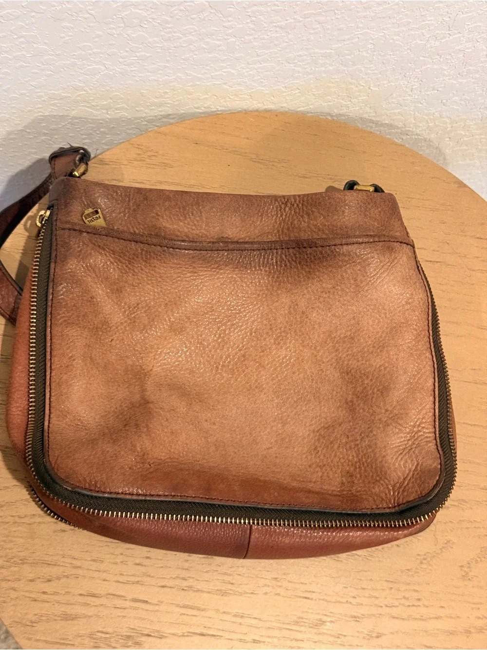 Fossil Tan Brown Leather Messenger Crossbody with Gold‎ Hardware